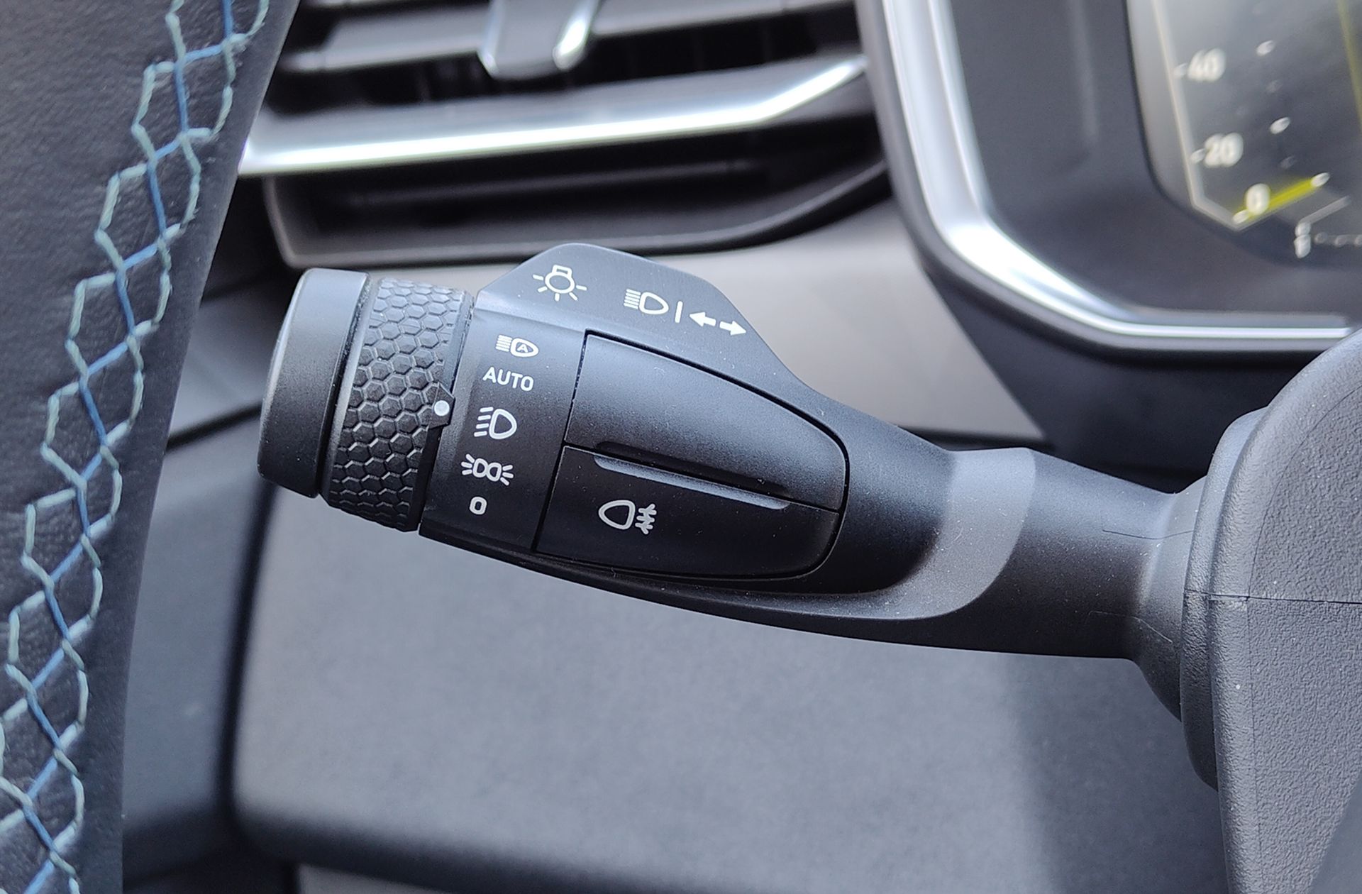 Lynk & Co 01 1.5 PHEV - foto 34