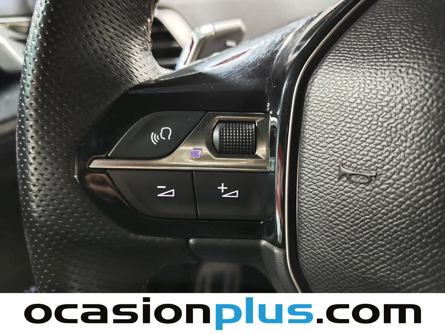 Foto Peugeot 3008 Peugeot 3008 BlueHDI 130 S&S GT Line EAT8 (130 CV)