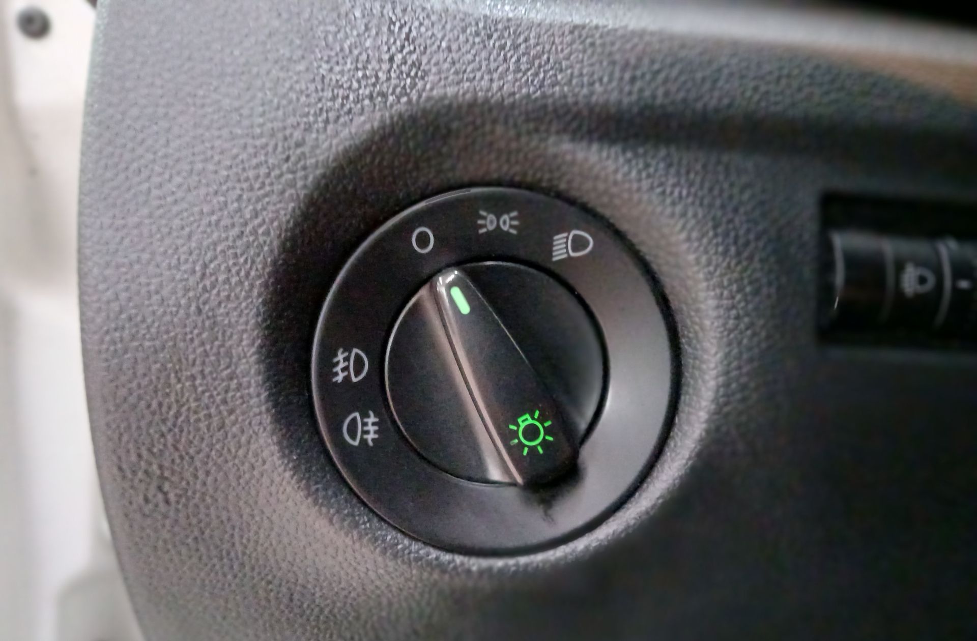 Škoda Fabia 1.6 TDI Fresh - foto 19