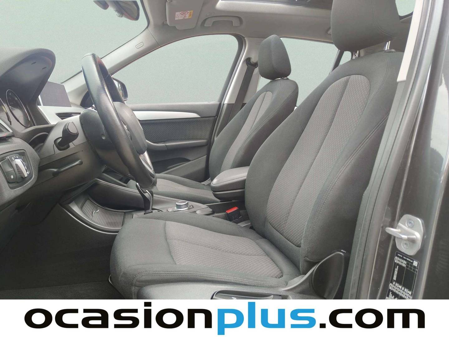 Foto asientos delanteros BMW X1 BMW X1 sDrive18i 136 CV