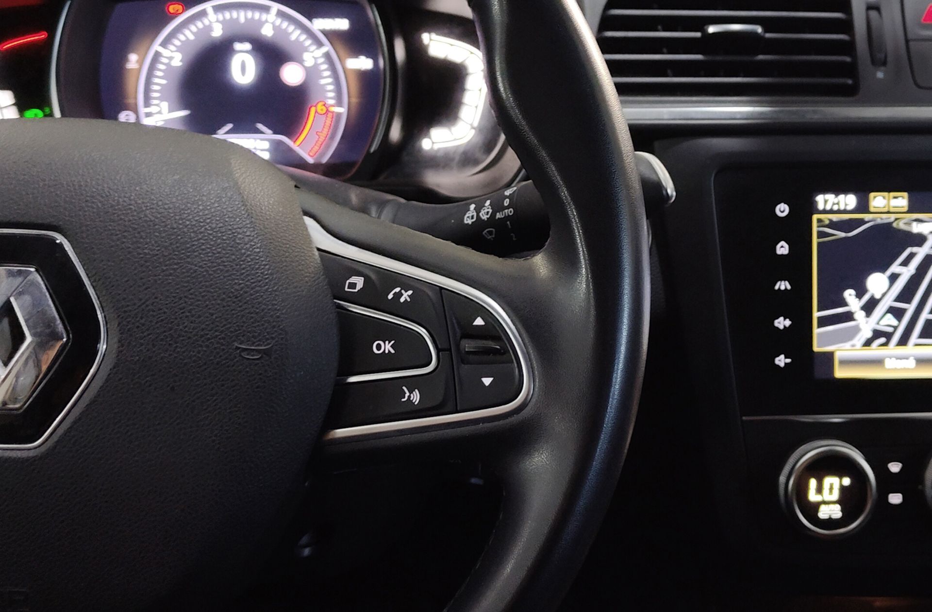 Renault Kadjar Techno TCe GPF - foto 28