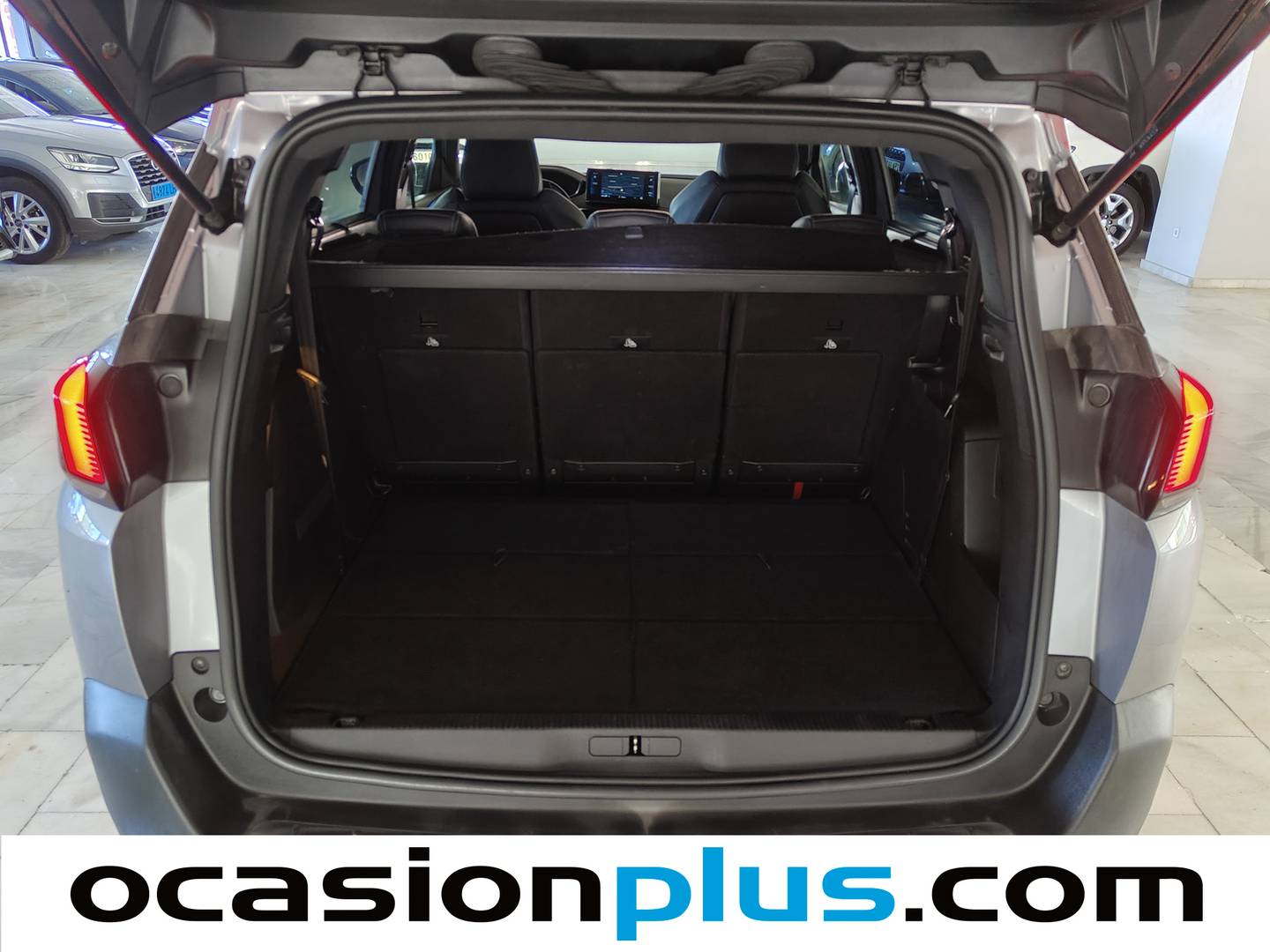 Fotos maletero Peugeot 5008 Peugeot 5008 BlueHDI 130 S&S Allure Pack EAT8 (130 CV) 7 Plazas