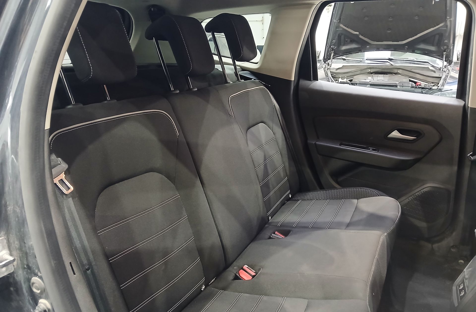 Dacia Duster Journey Go TCe EDC - foto 18