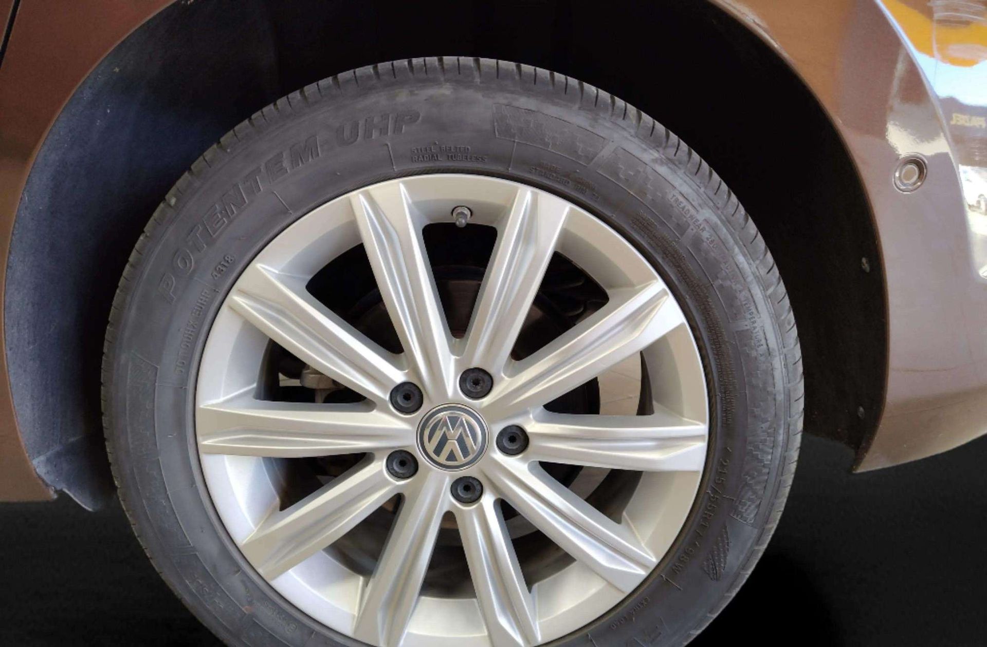 Volkswagen Touran Sport 1.6 TDI BMT DSG - foto 31