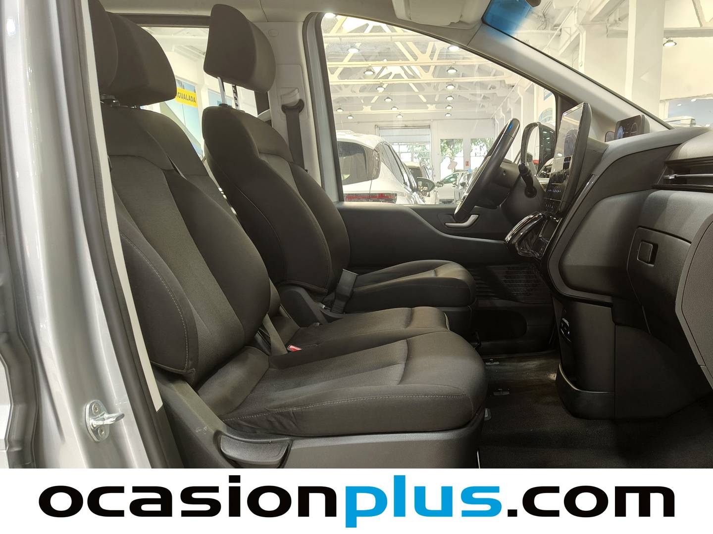 Foto Hyundai Staria Hyundai Staria 2.2 CRDI Maxx 9S (177 CV) 9 Plazas