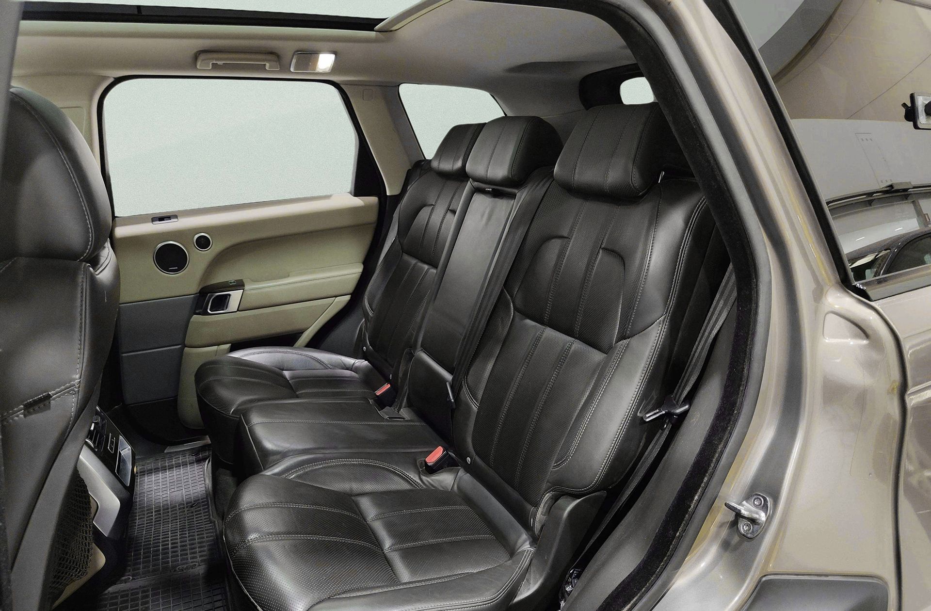 Land Rover Range Rover Sport 3.0 TDV6 SE - foto 15
