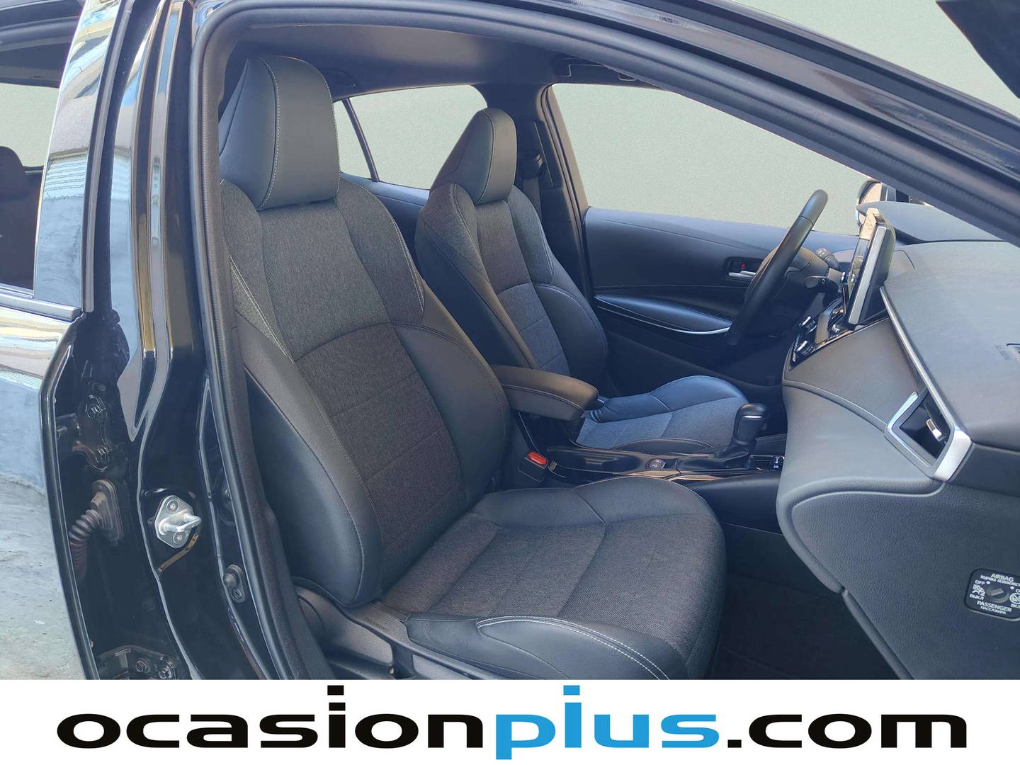 Foto Toyota Corolla Toyota Corolla 140H Style (140 CV)