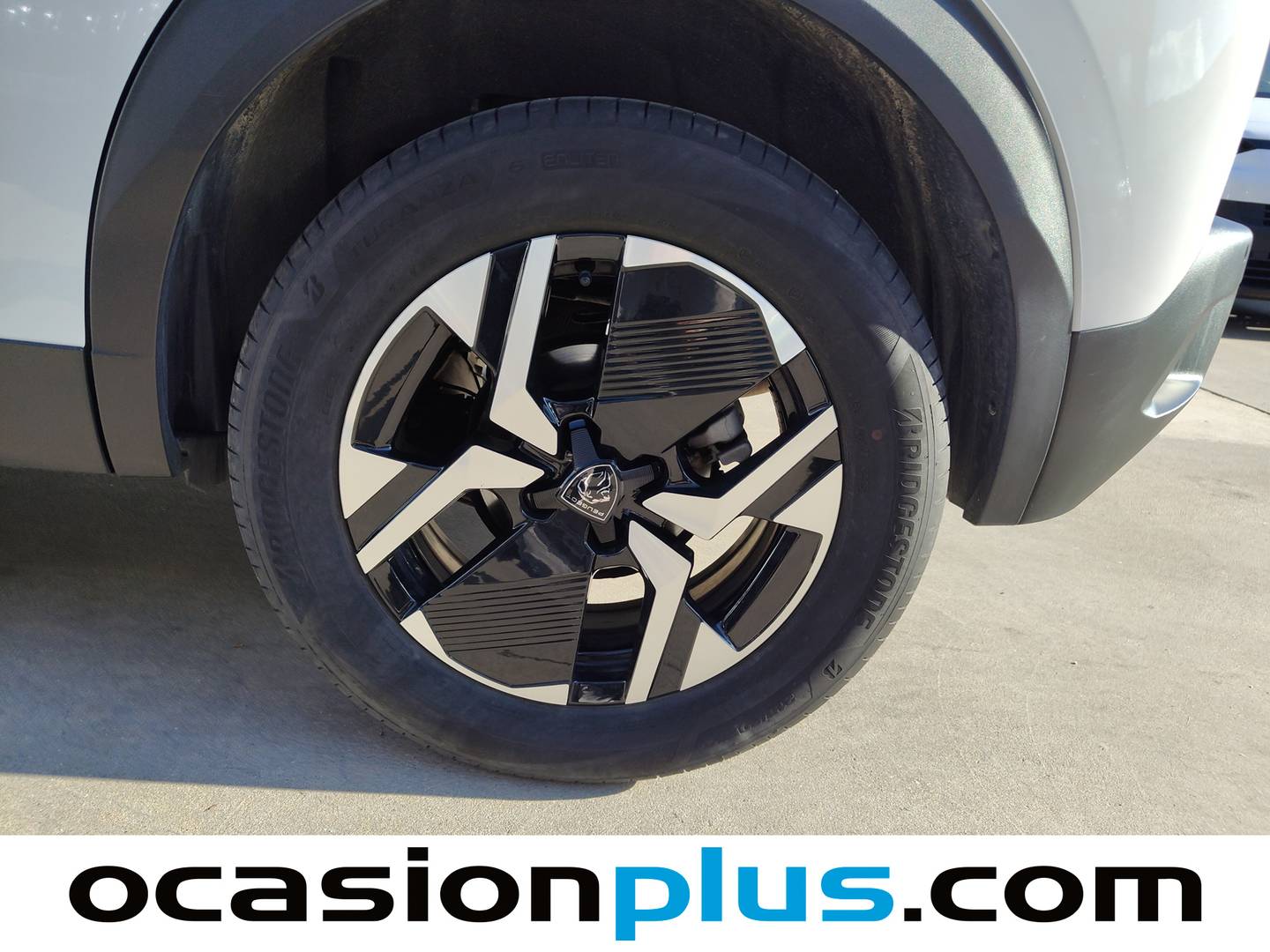 Peugeot 2008 Peugeot 2008 Allure Hybrid eDCS6 (145 CV) 145cv