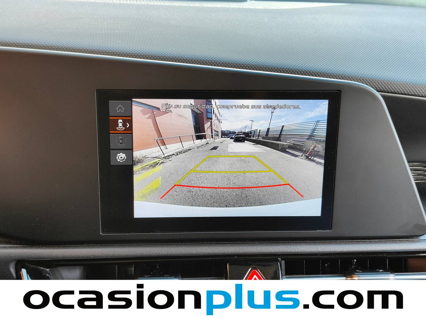 Equipamiento del KIA Niro Kia Niro 1.6 GDi PHEV Híbrido Concept (183 CV)