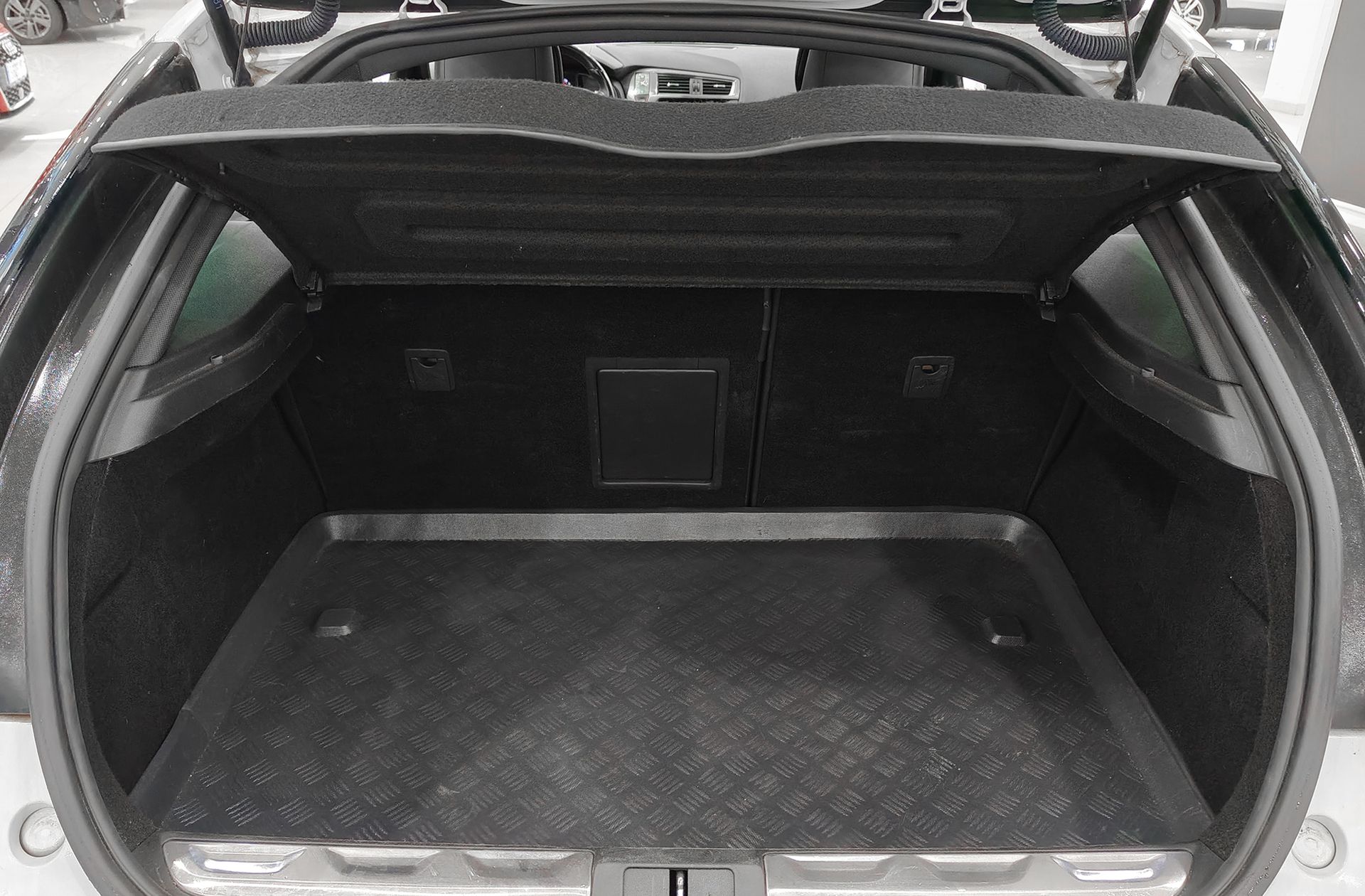 Citroën DS5 BlueHDi 180 Sport - foto 18