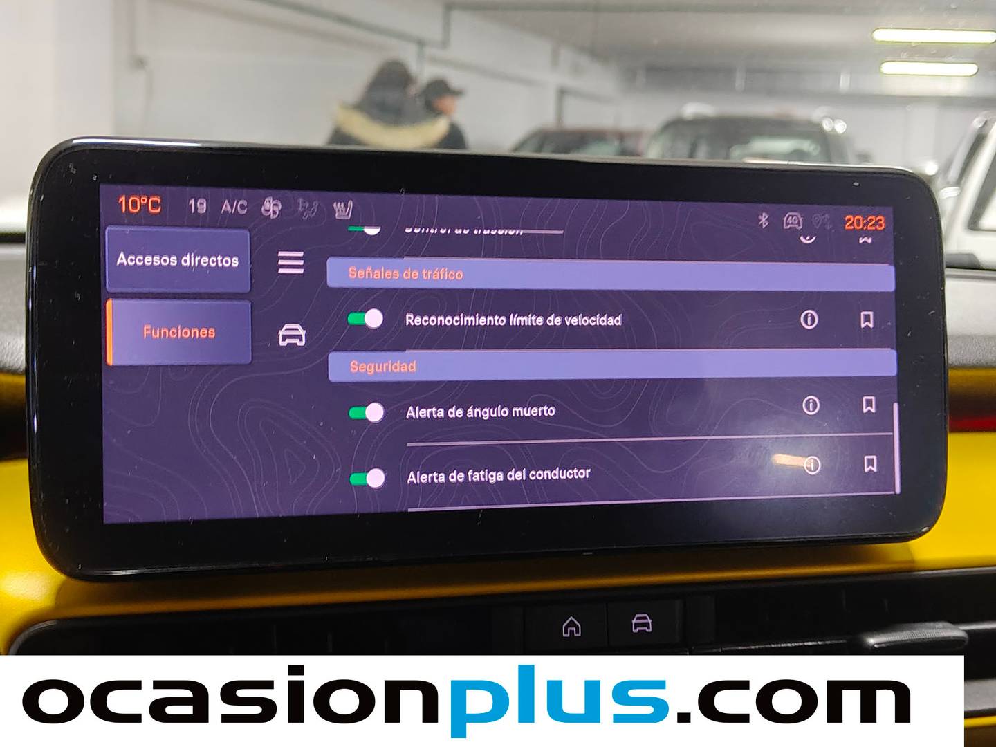 Foto Jeep Avenger Jeep Avenger 1.2 G Summit (100 CV)