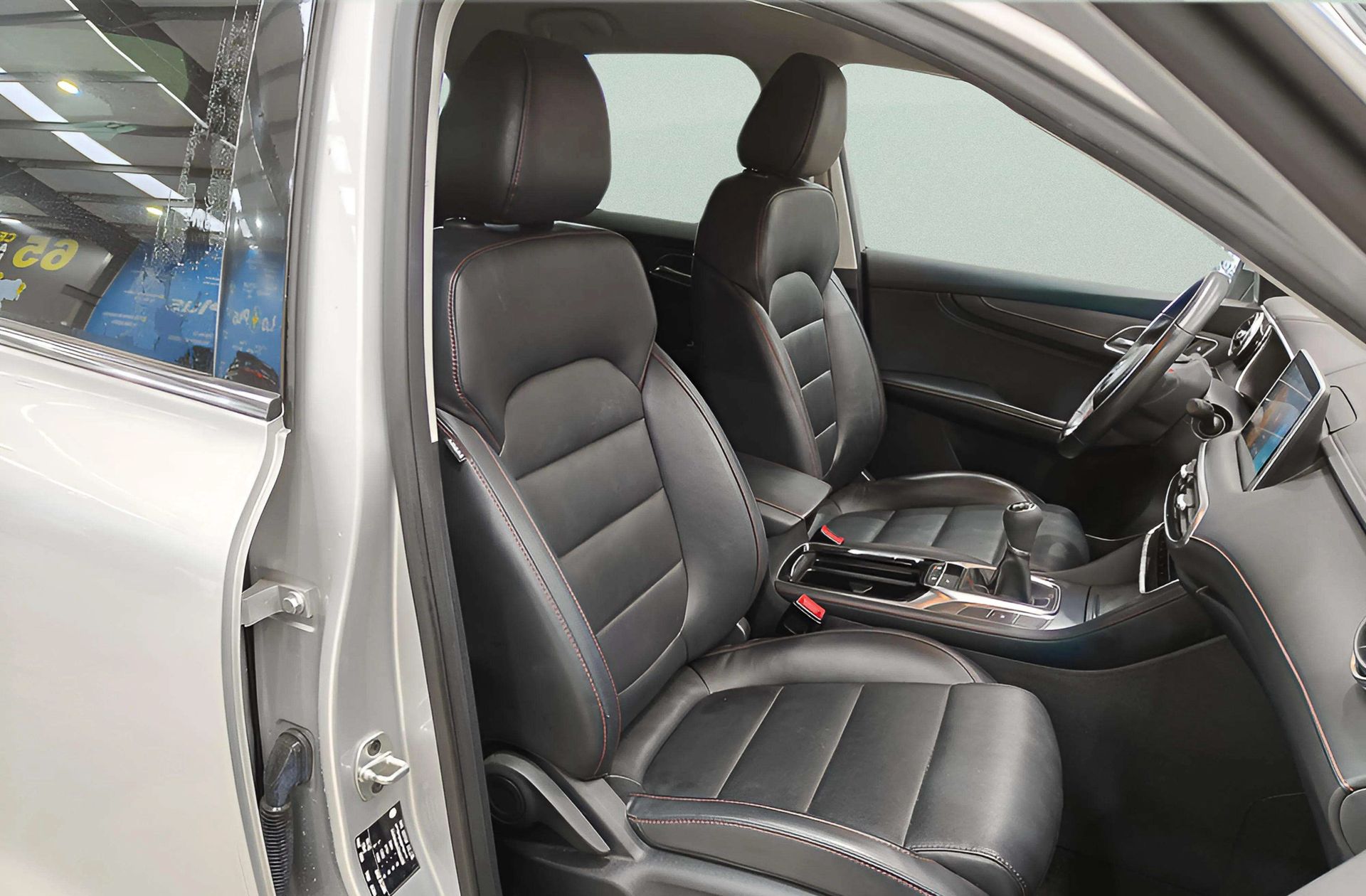 MG HS 1.5 Turbo GDI Comfort - foto 17