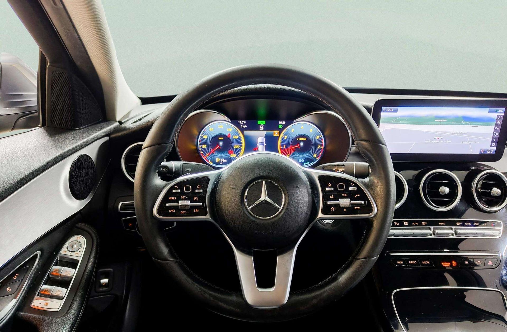 Mercedes-Benz Clase C 200 Pack AMG - foto 25