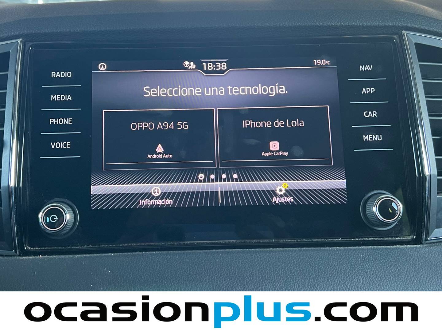 Foto Skoda Karoq Skoda Karoq 2.0 TDI Selection (115 CV)