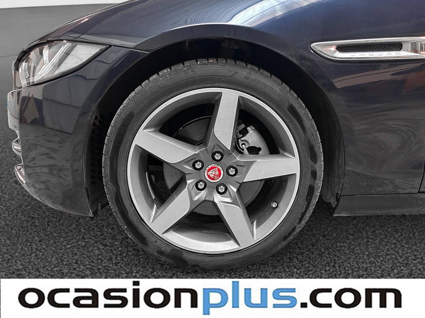 Foto Jaguar XE Jaguar XE 2.0 Diesel Pure RWD Auto (180 CV)