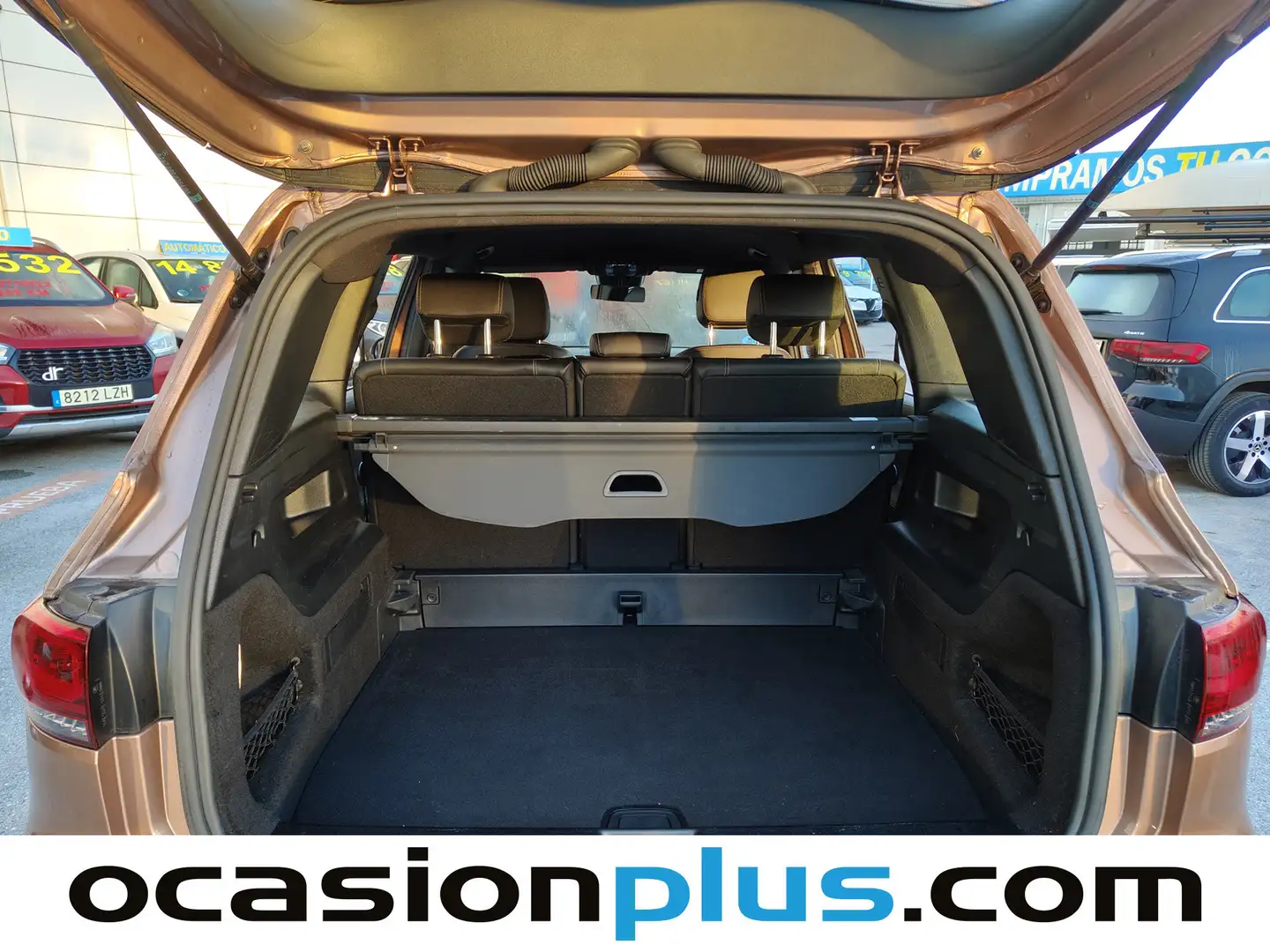 Foto Mercedes GLB Mercedes-Benz GLB 220 D 4Matic  (190 CV)