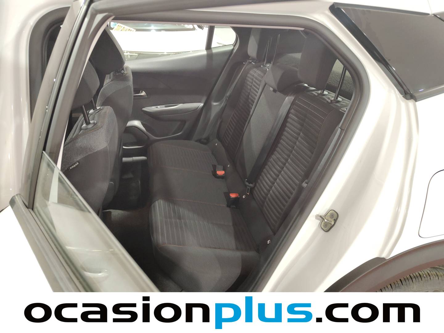 Foto Peugeot 2008 Peugeot 2008 Puretech 100 S&S Active Pack  (100 CV)