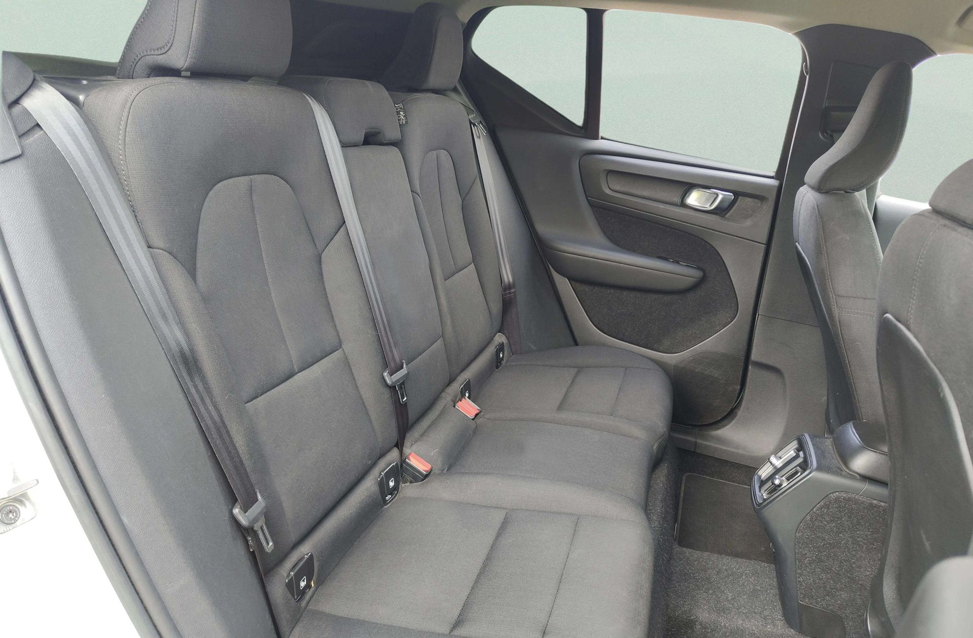 Volvo XC40 T4 - foto 16