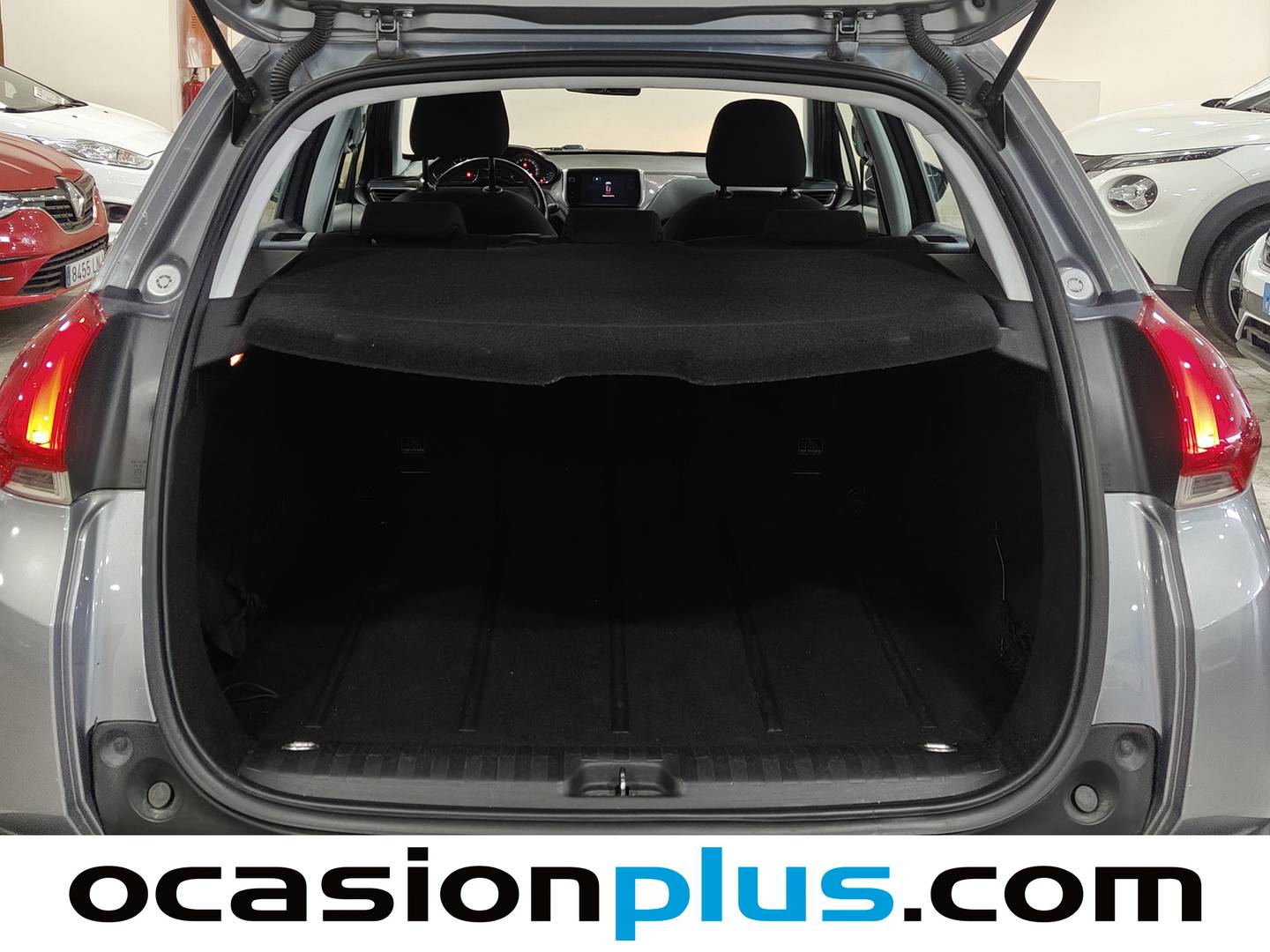 Fotos maletero Peugeot 2008 Peugeot 2008 VTI 82 Active (82 CV)