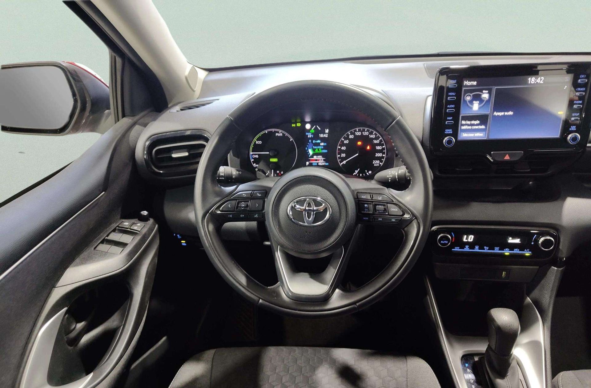 Toyota Yaris 120H Active Plus - foto 17