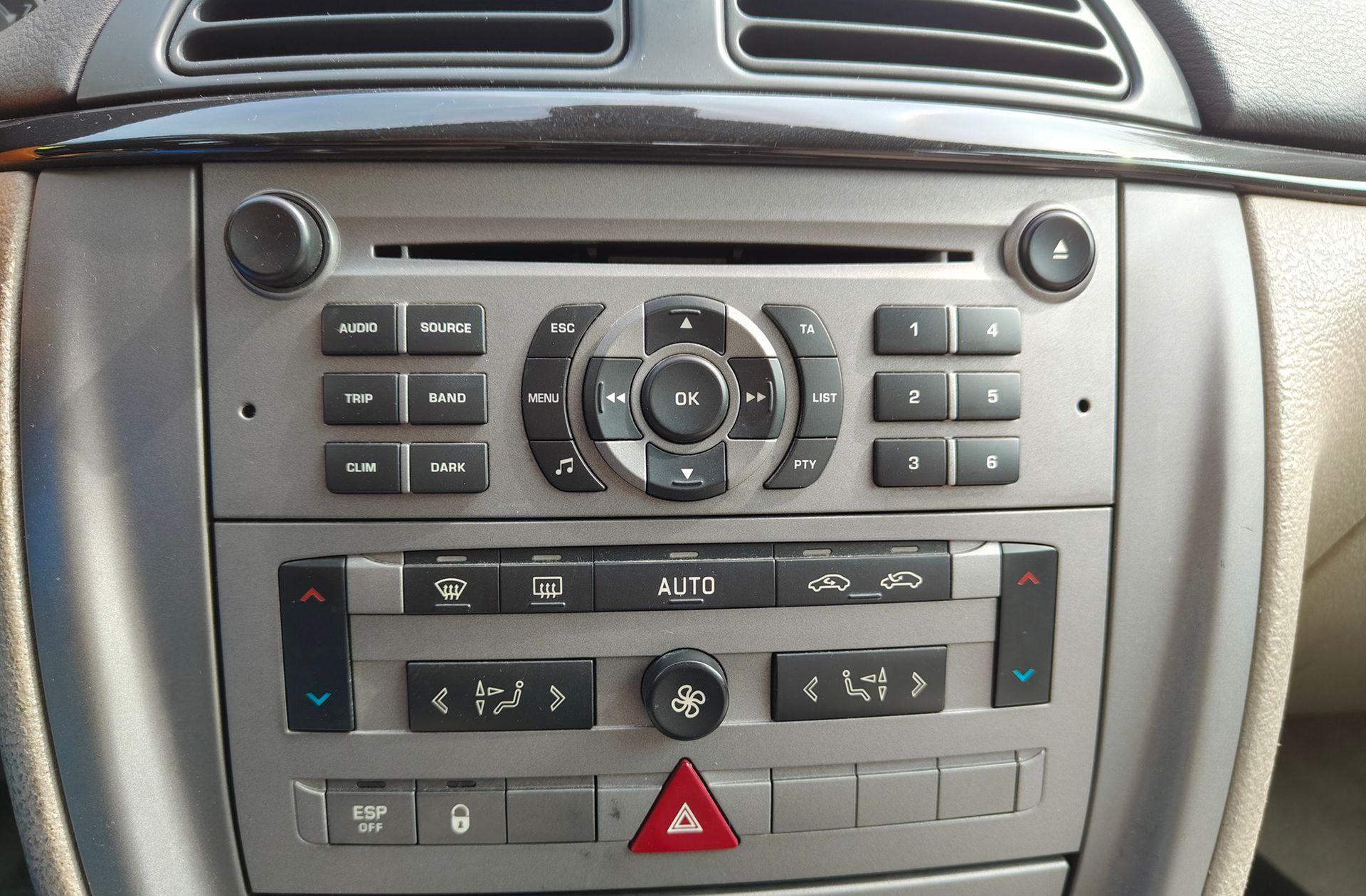 Citroën C5 1.6 HDi SX - foto 23