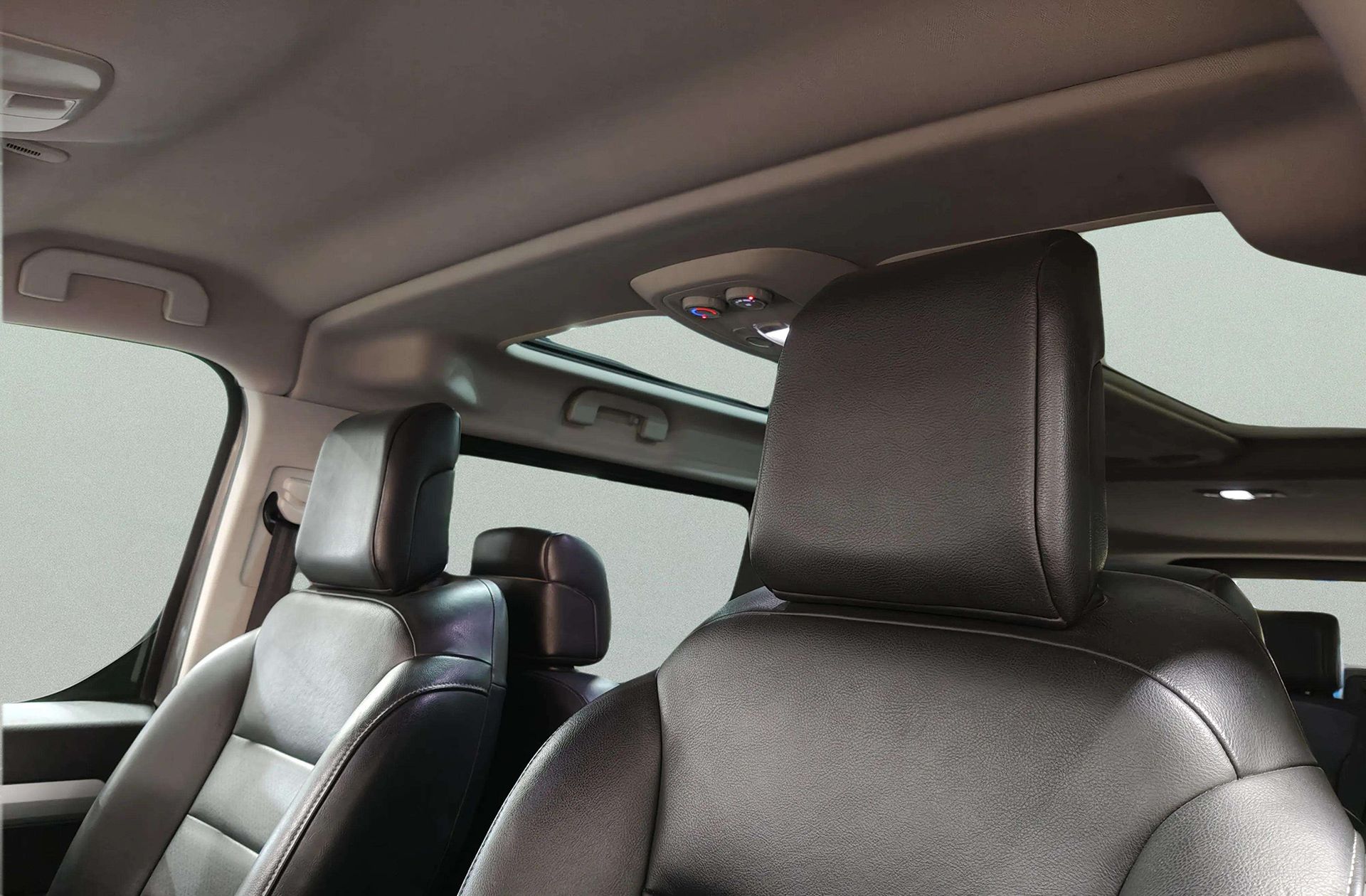 Peugeot Traveller Business VIP Long BlueHDi 7 plazas - foto 7