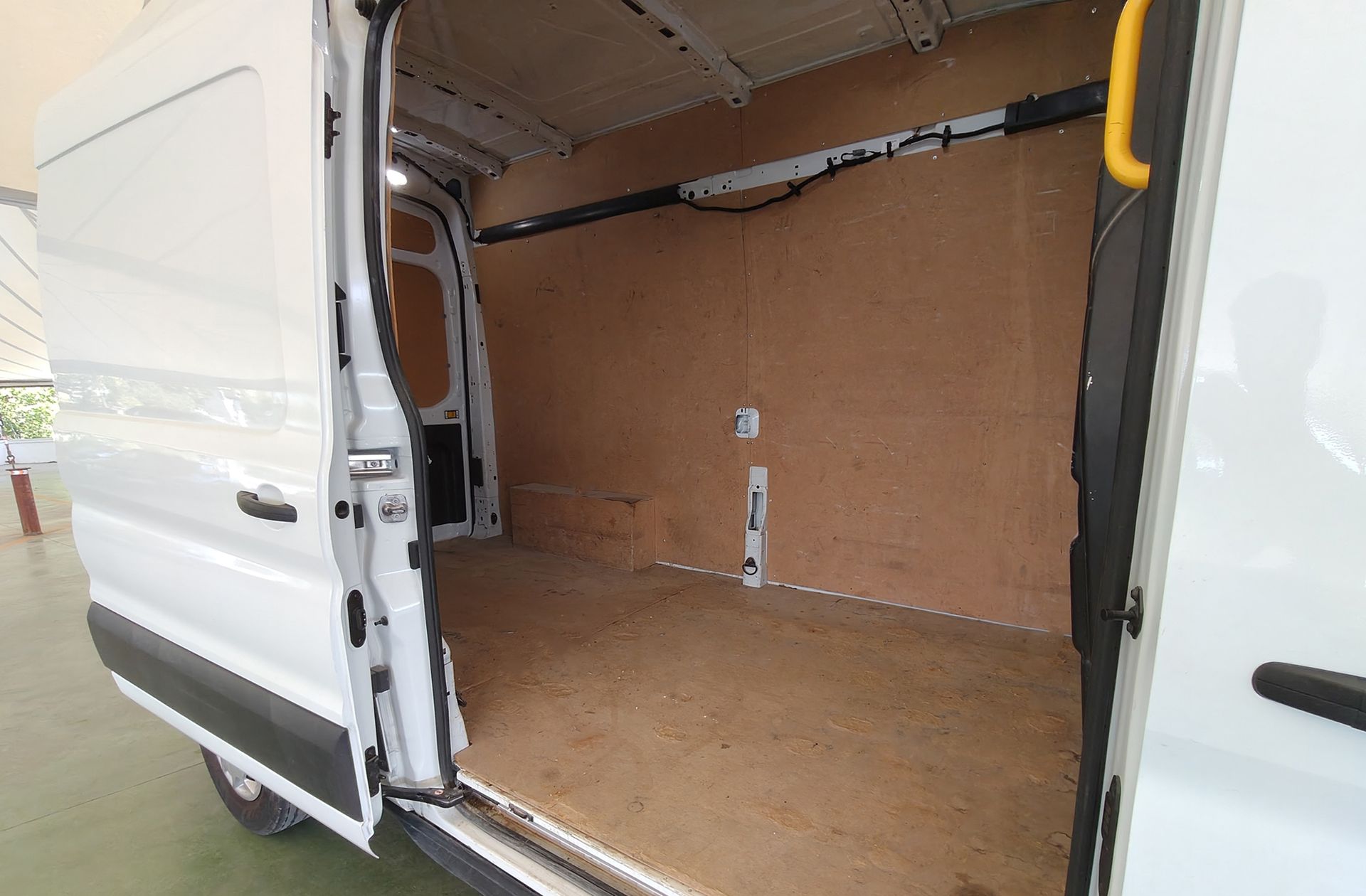Ford Transit 350 L3H2 Trend - foto 14