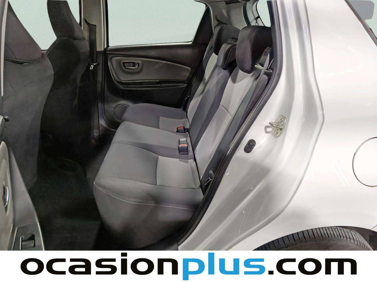 Foto asientos traseros Toyota Yaris Toyota Yaris 70 Active (69 CV)