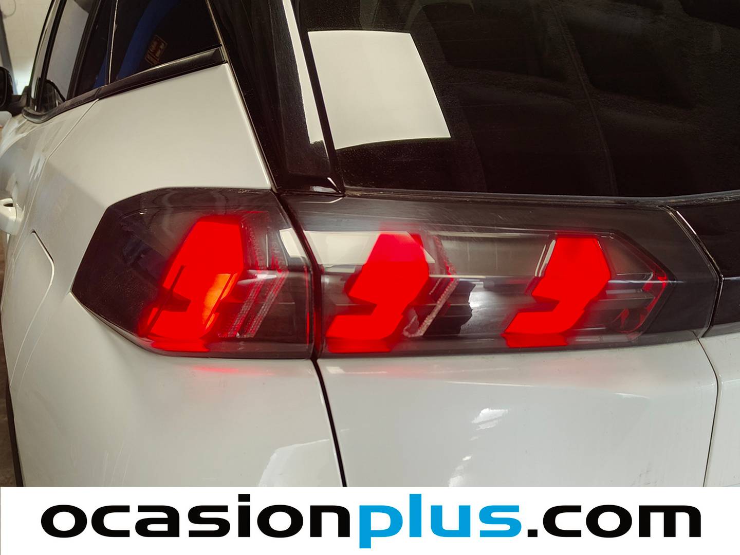 Acabados Peugeot 2008 Peugeot 2008 BlueHDi 110 Allure  (110 CV)