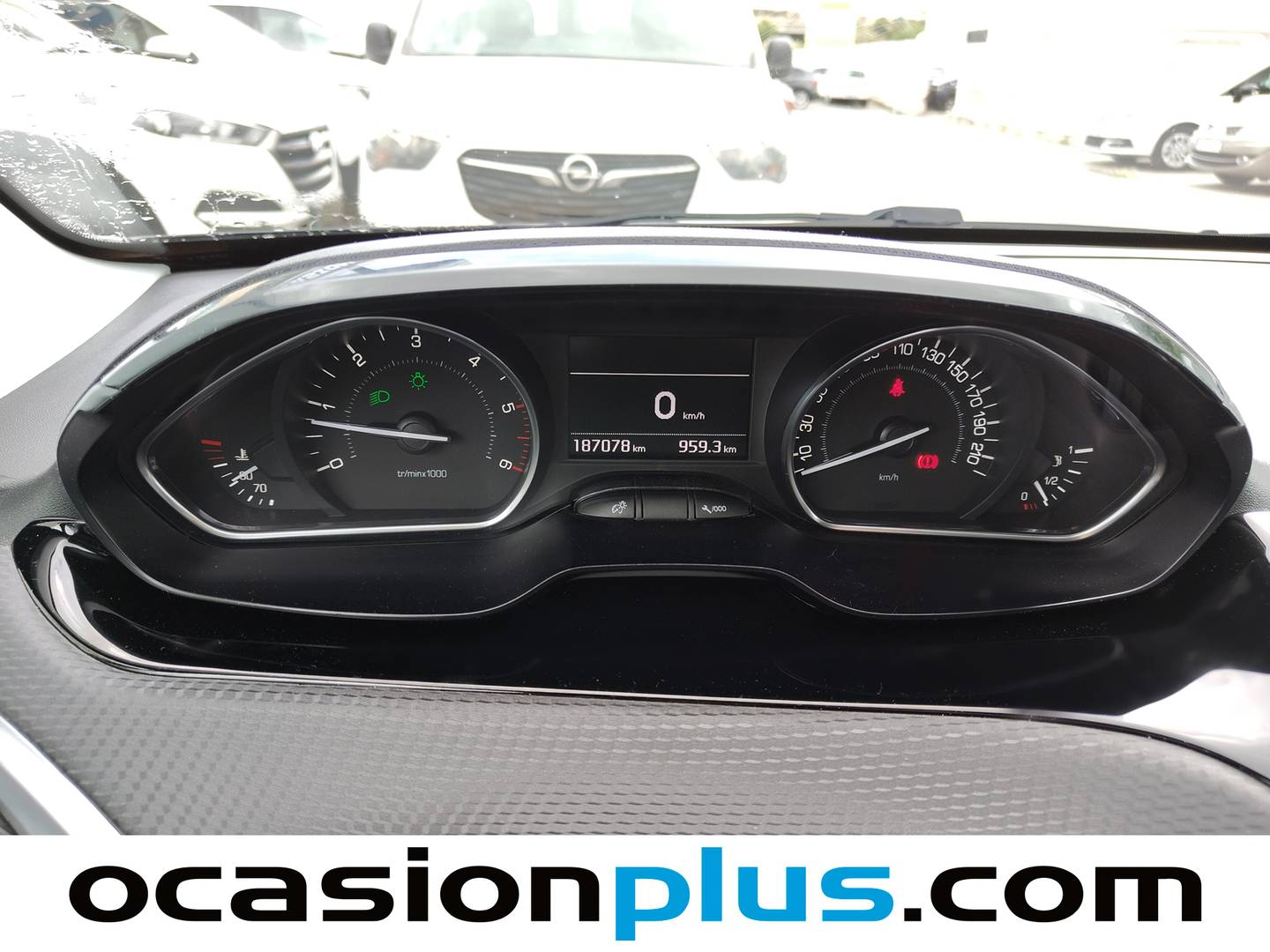 Peugeot 2008 Peugeot 2008 BlueHDi 100 Style (100 CV) de segunda mano