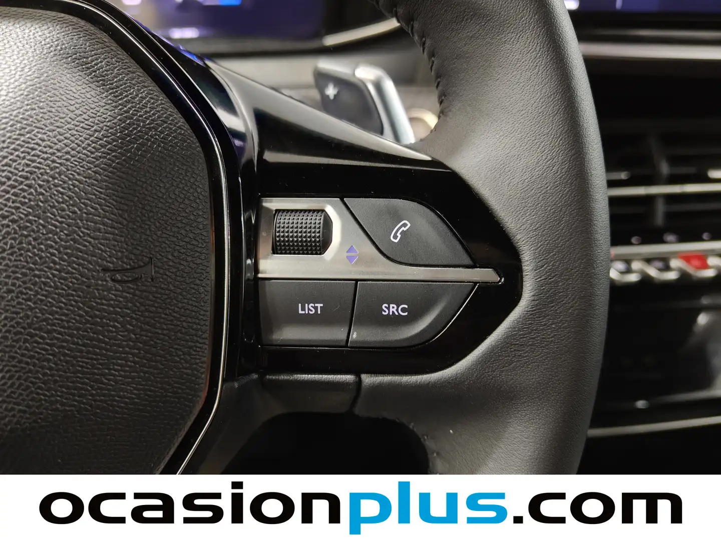 Foto Peugeot 2008 Peugeot 2008 Allure Hybrid eDCS6 (136 CV)