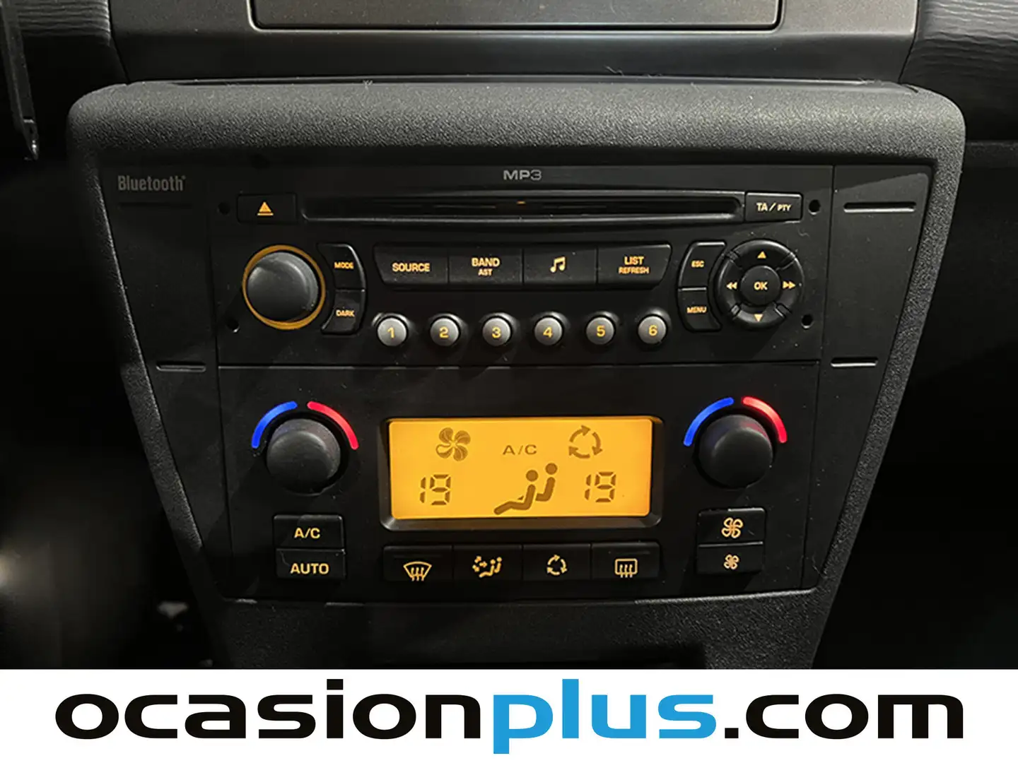 Foto Citroën C4 Citroen C4 1.6 HDI Cool CMP (109 CV)