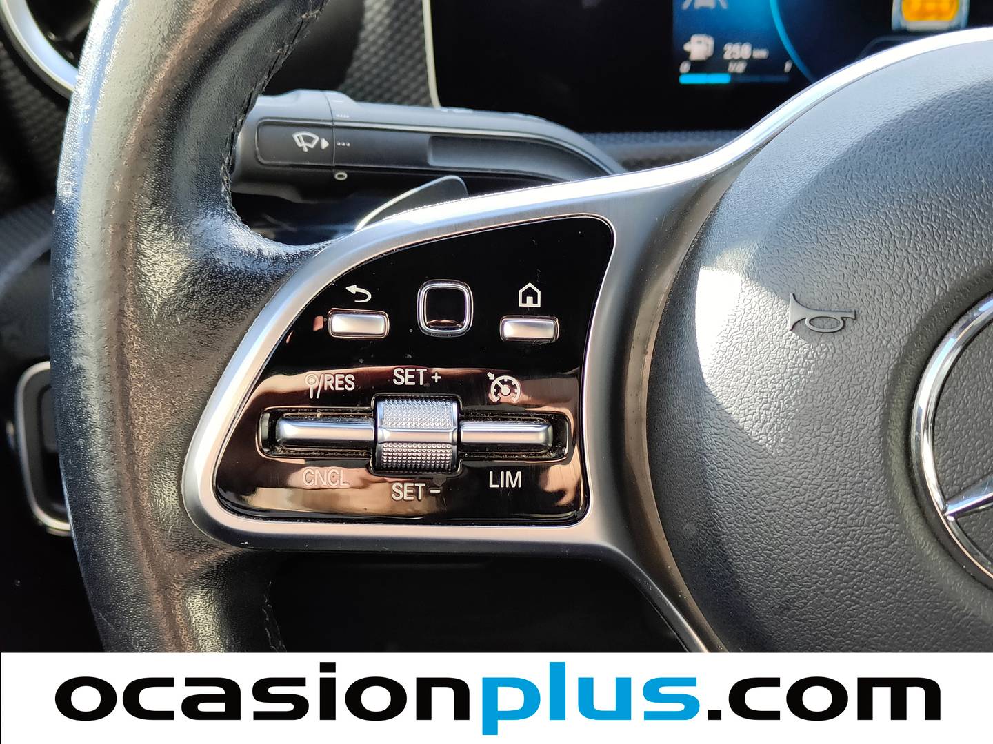 Foto Mercedes CLA Mercedes-Benz CLA CLA 180 (136 CV)