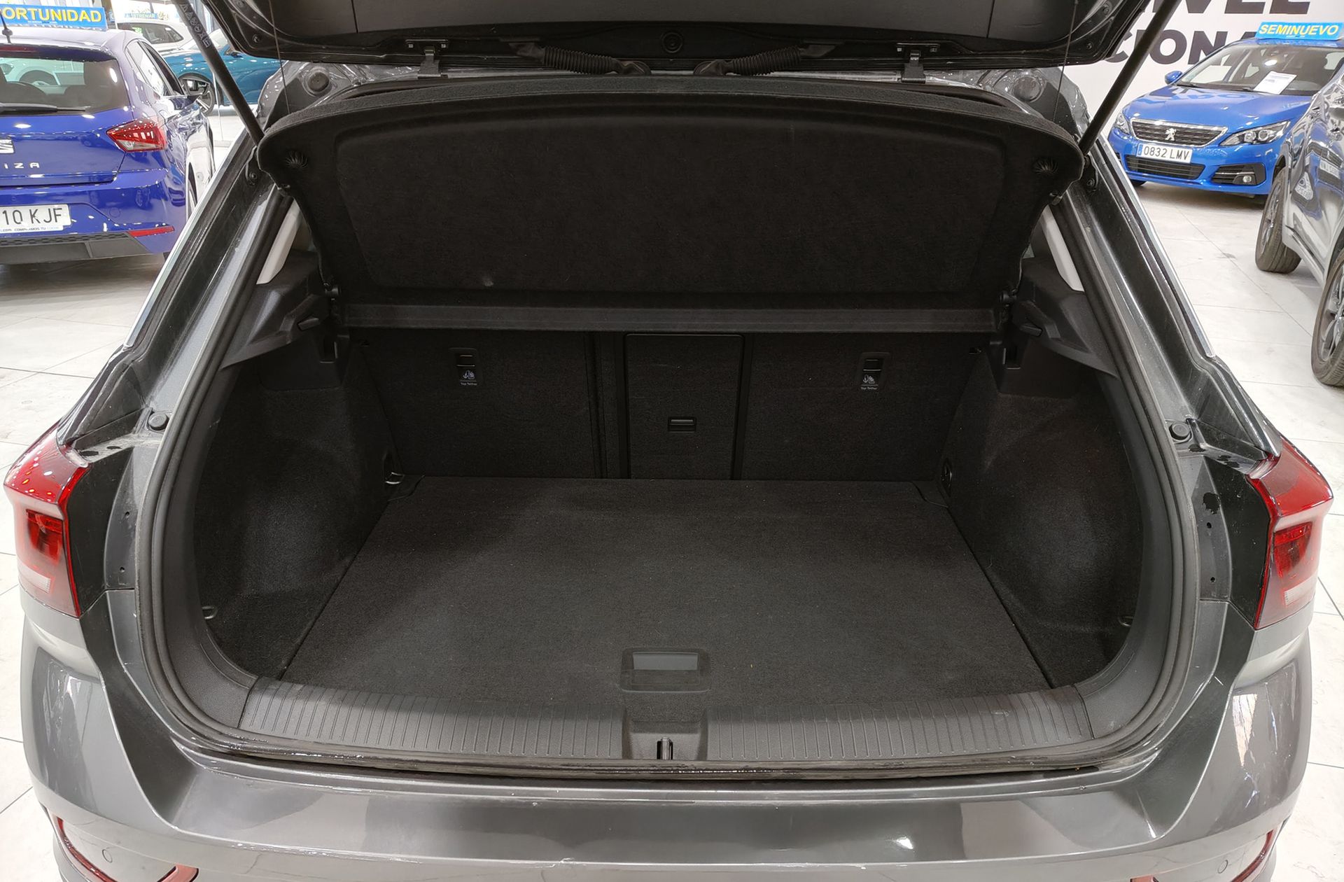 Volkswagen T-Roc Life 1.0 TSI - foto 16