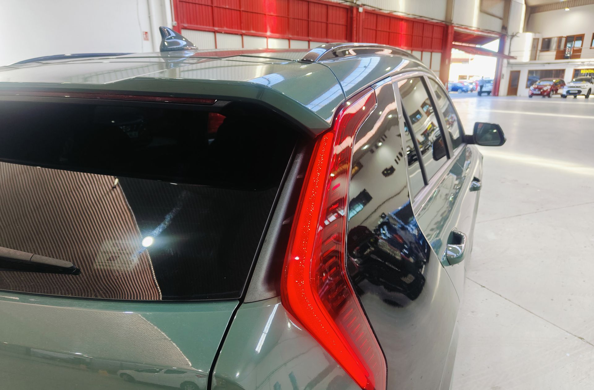 Kia Niro 1.6 GDi PHEV Emotion - foto 18