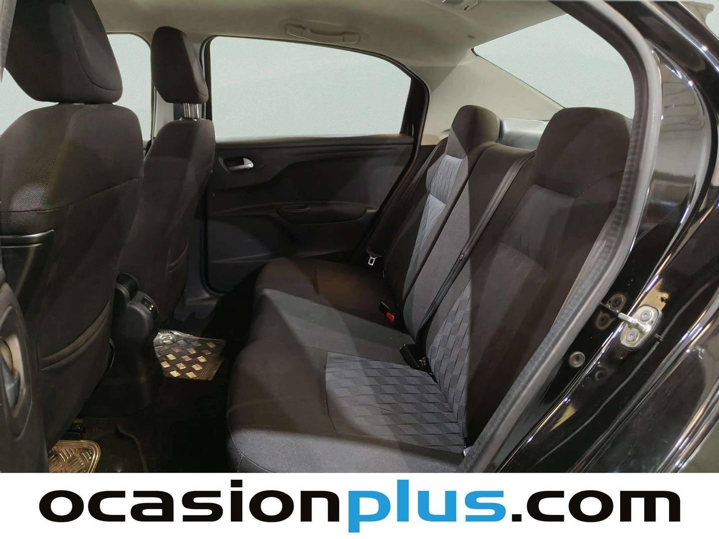 Foto asientos traseros Citroën C-Elysée Citroën C-Elysee PureTech 82 Exclusive 60 kW (82 CV)