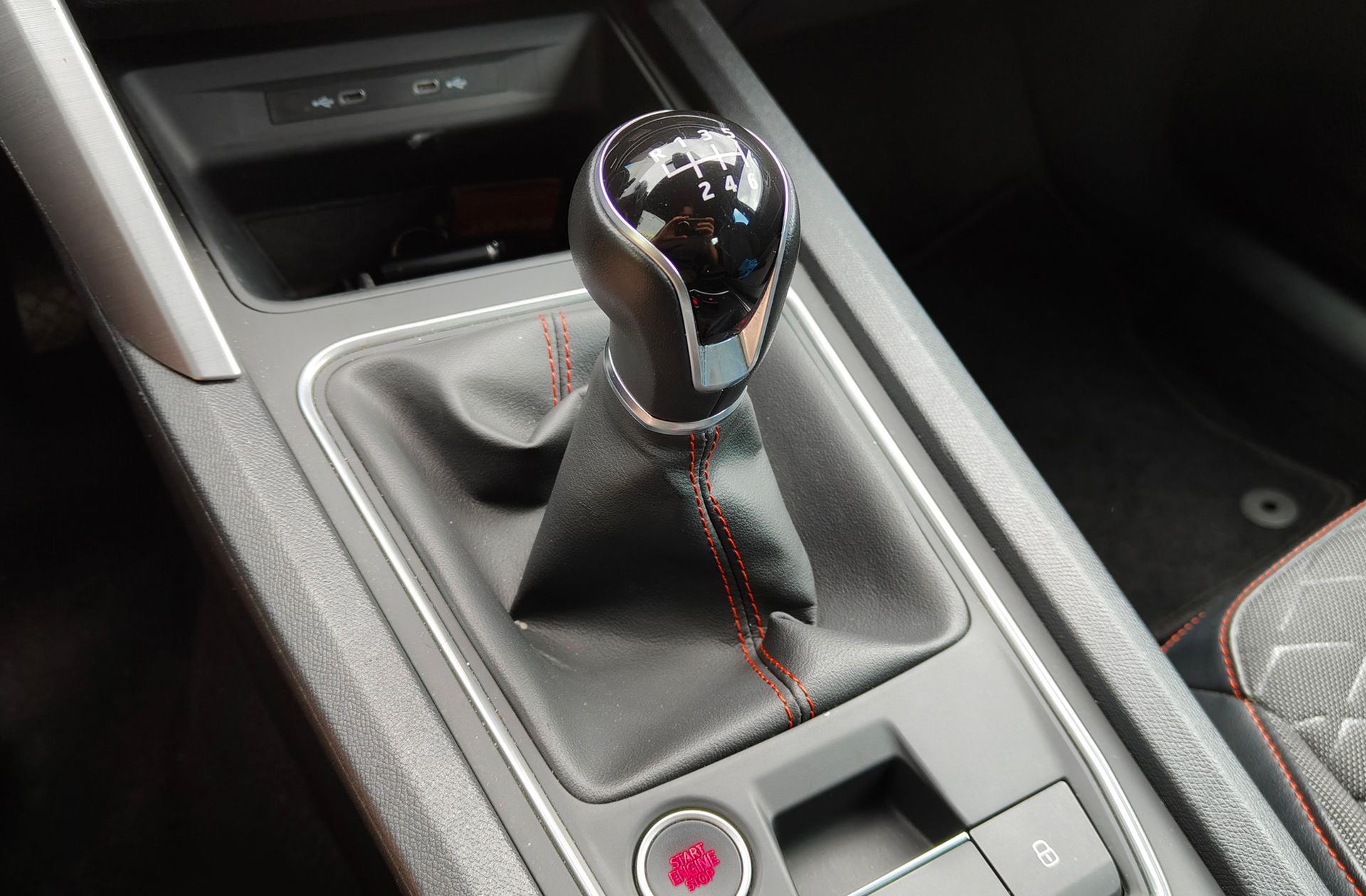 SEAT León 1.5 TSI FR 25 Aniversario - foto 6