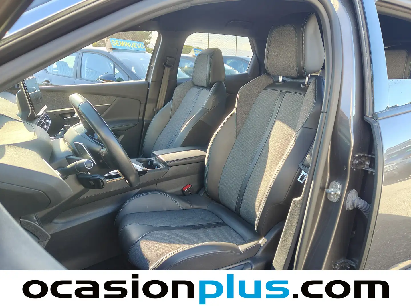 Foto Peugeot 3008 Peugeot 3008 PureTech 130 S&S Allure Pack EAT8 (130 CV)