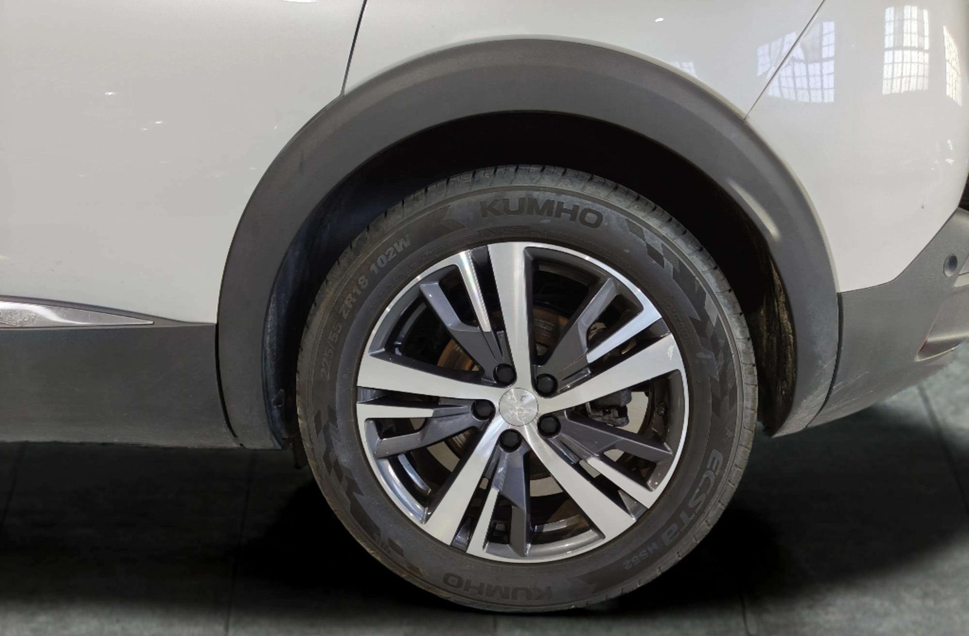 Peugeot 3008 300 Allure Pack e-EAT8 - foto 36