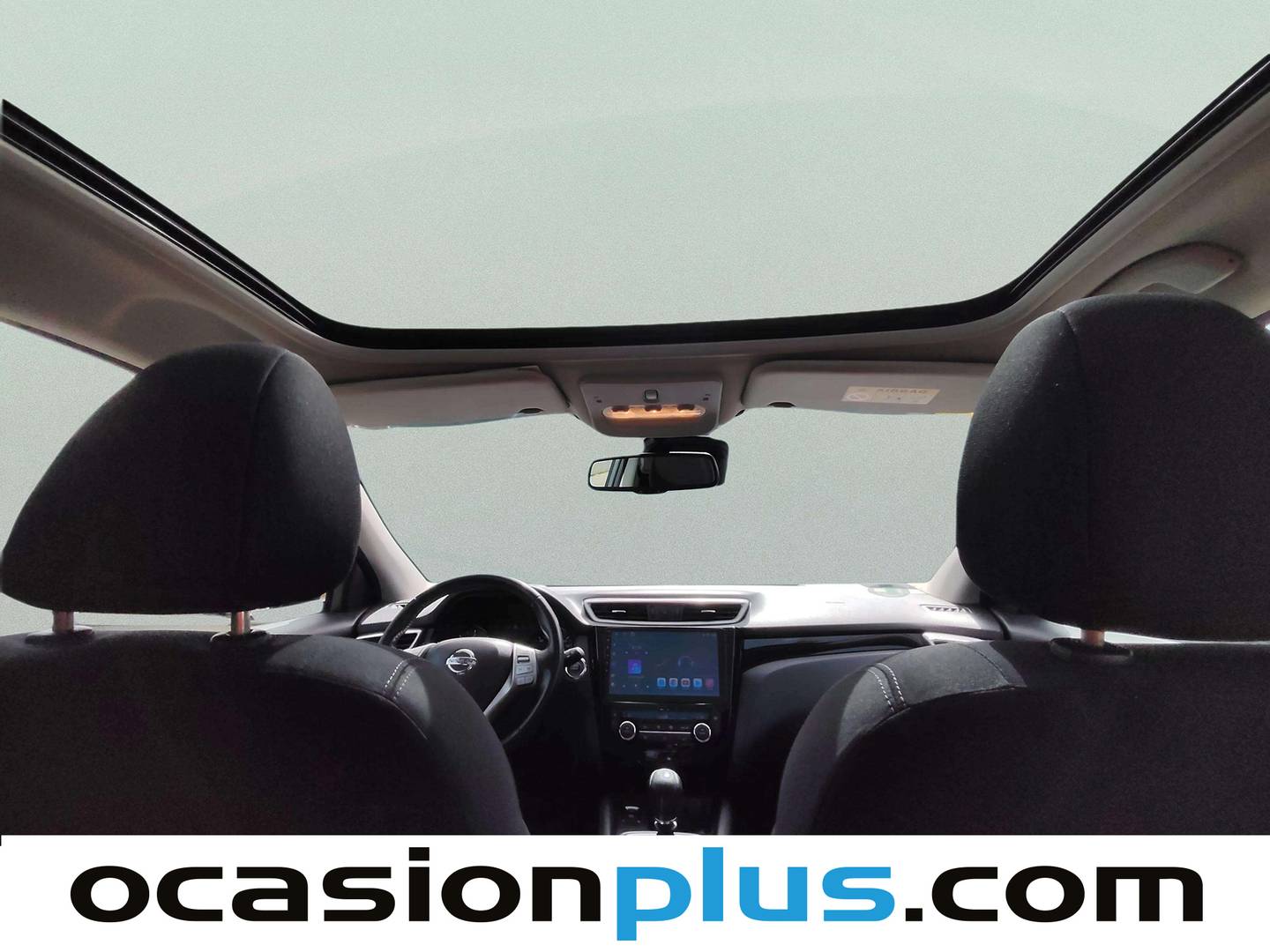 Extras y acabados del Nissan QASHQAI Nissan Qashqai .5 dCi N-Connecta 4x2 (110 CV)