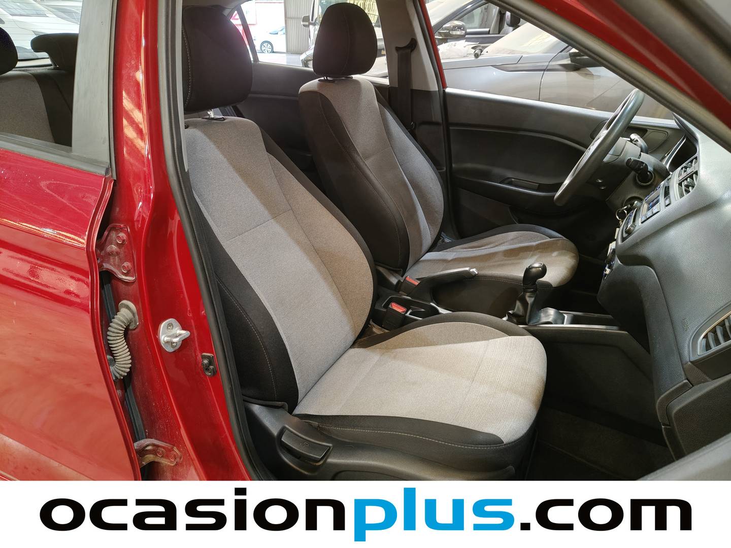 Hyundai i20 Hyundai i20 1.2 MPI Essence (84 CV) al mejor precio