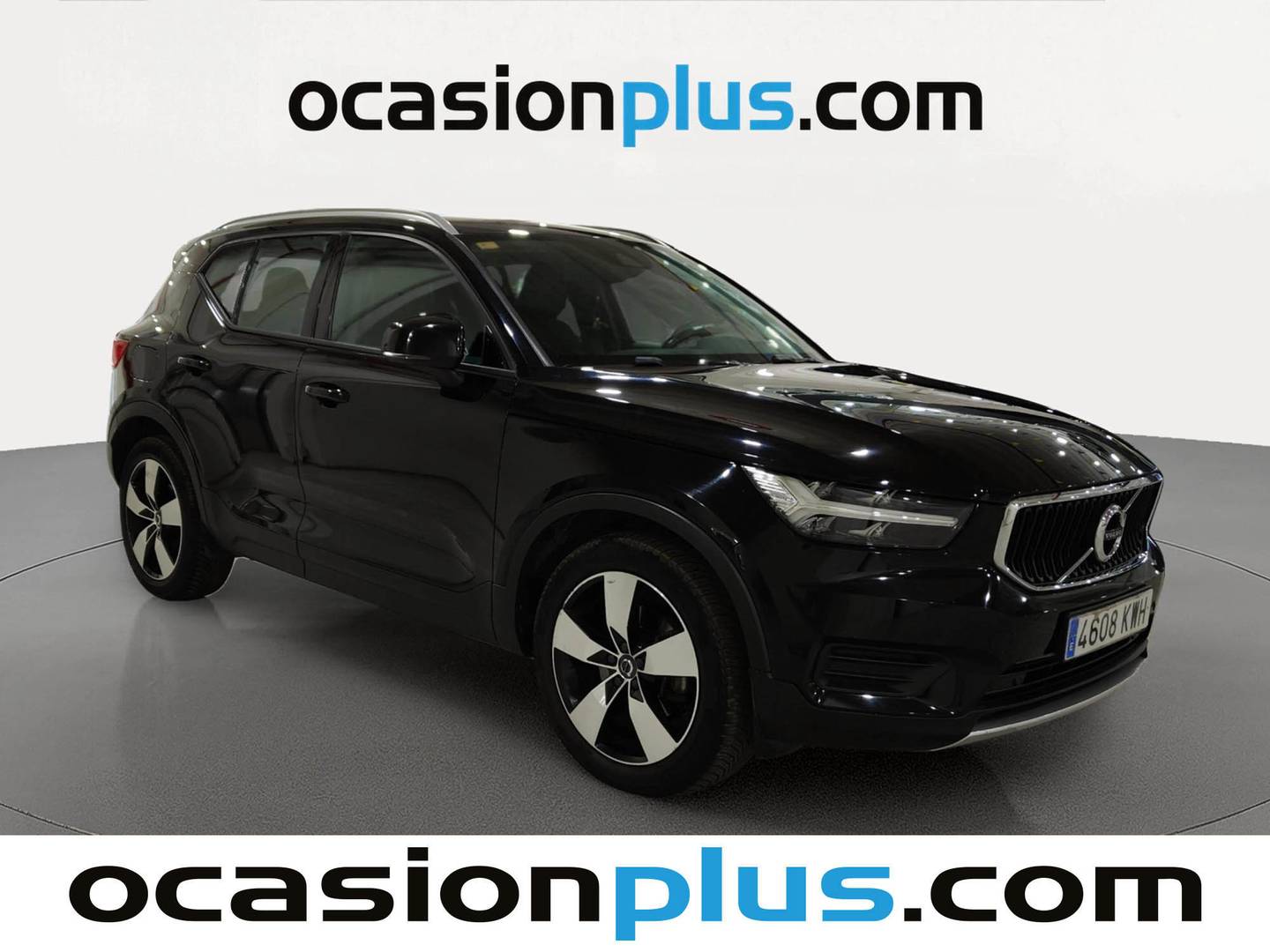 Foto delantera Volvo XC40 Volvo XC40 T4 Momentum Auto (190 CV) derecha
