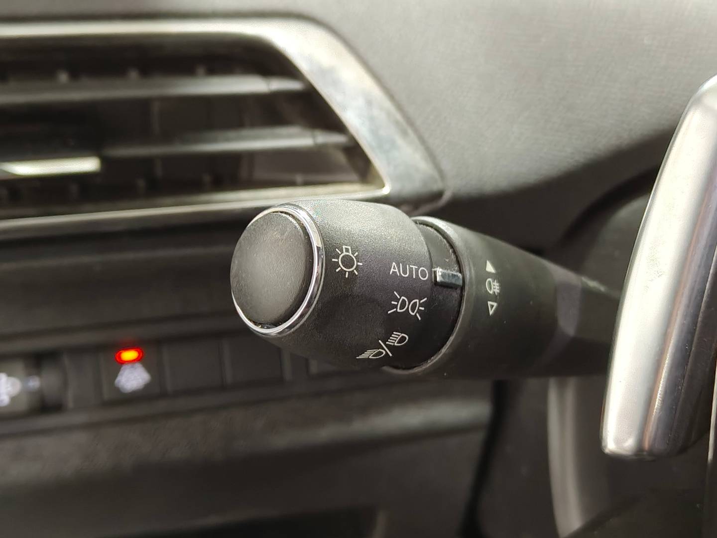 Acabados Peugeot 5008 Peugeot 5008 BlueHDI 130 S&S Allure Pack EAT8 (130 CV)