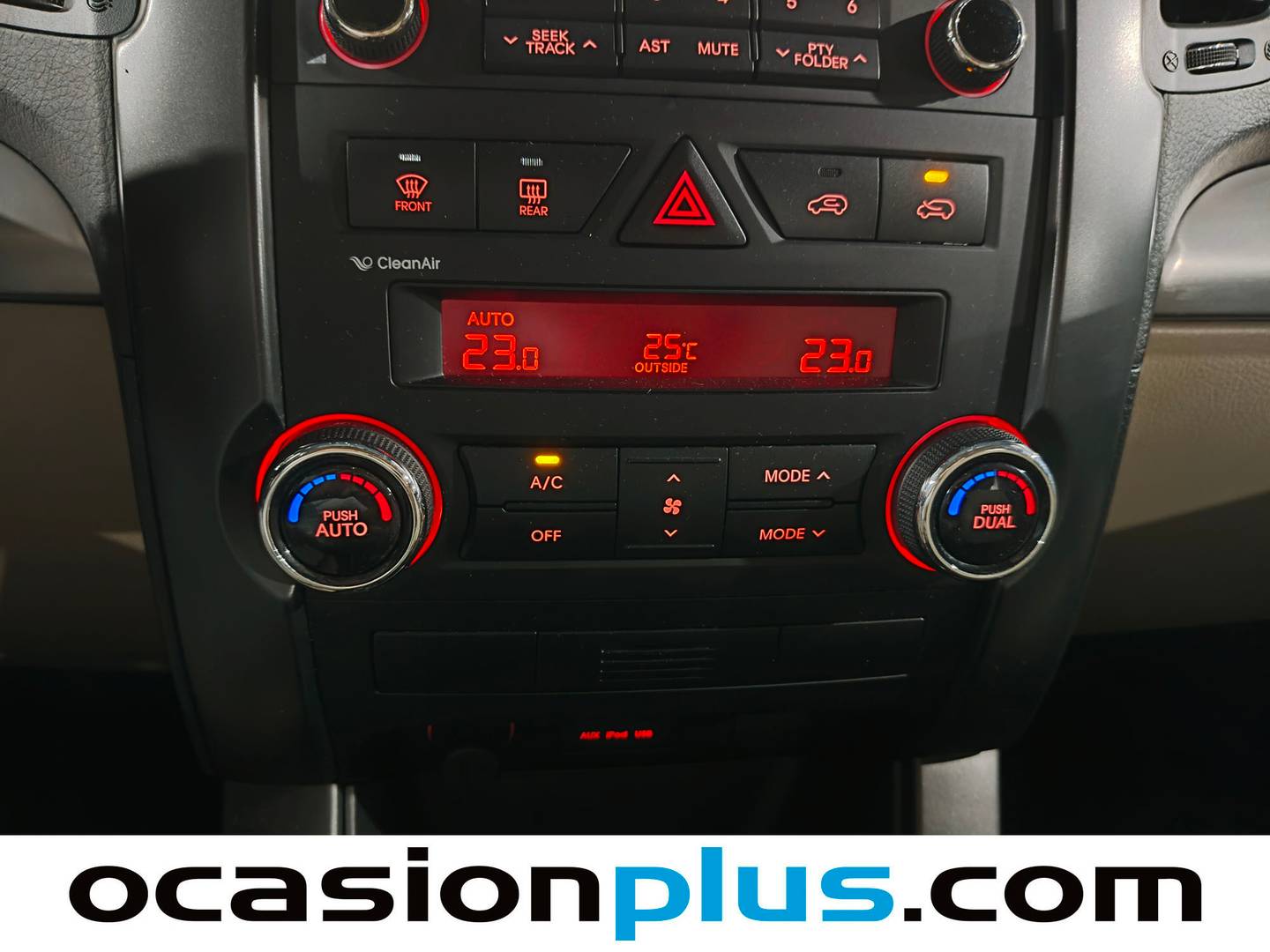 Acabados KIA Sorento KIA Sorento 2.0 CRDi Drive 4x2 (150 CV) 7 Plazas