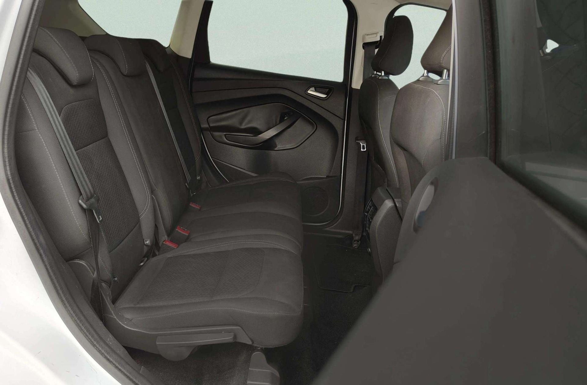 Ford Kuga 1.5 EcoBoost Trend 4x2 - foto 16