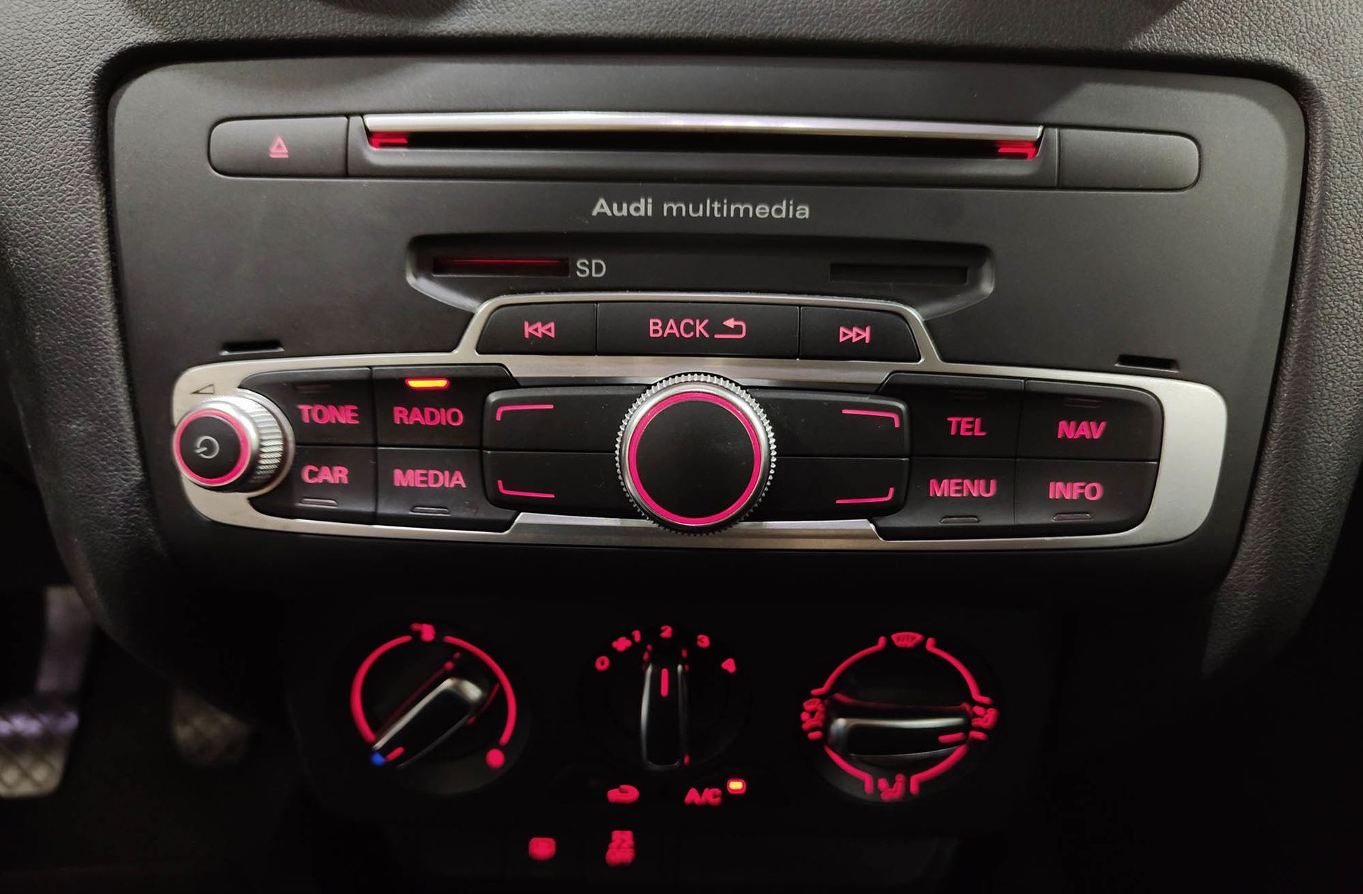 Audi A1 Sportback Attraction 1.6 TDI - foto 27