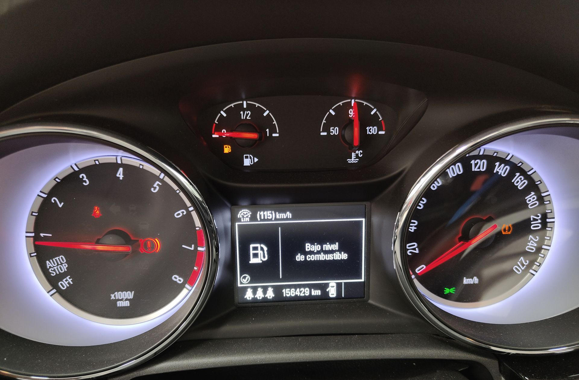 Opel Astra 1.0 Turbo Dynamic - foto 21