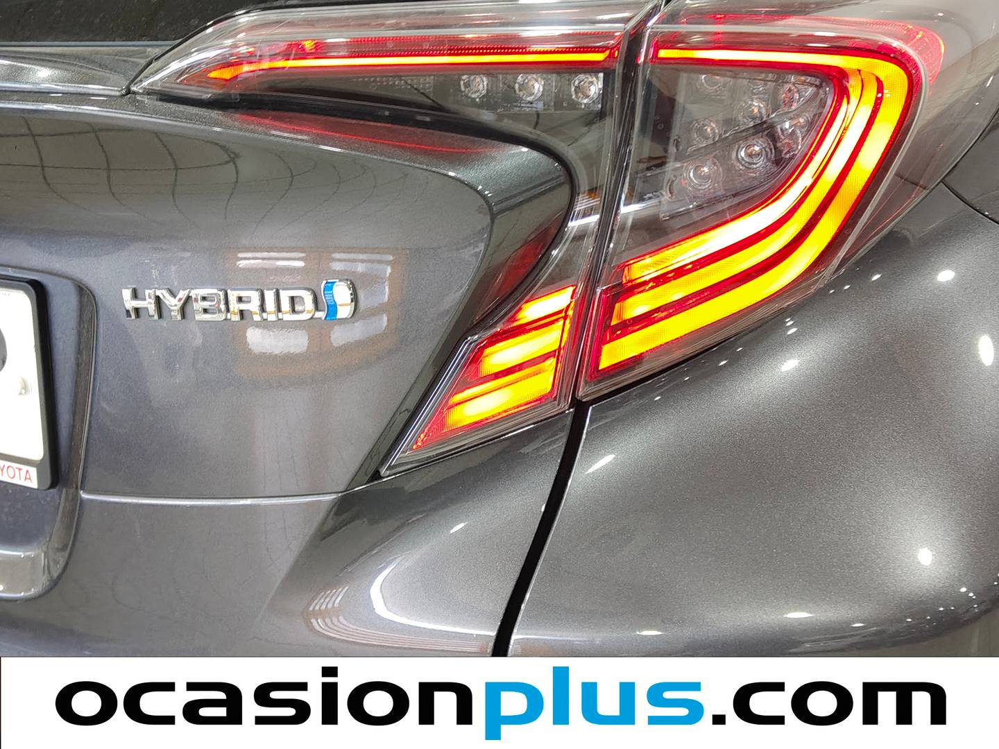 Toyota C-HR Toyota C-HR C-HR 1.8 125H Dynamic Plus (122 CV) 2017