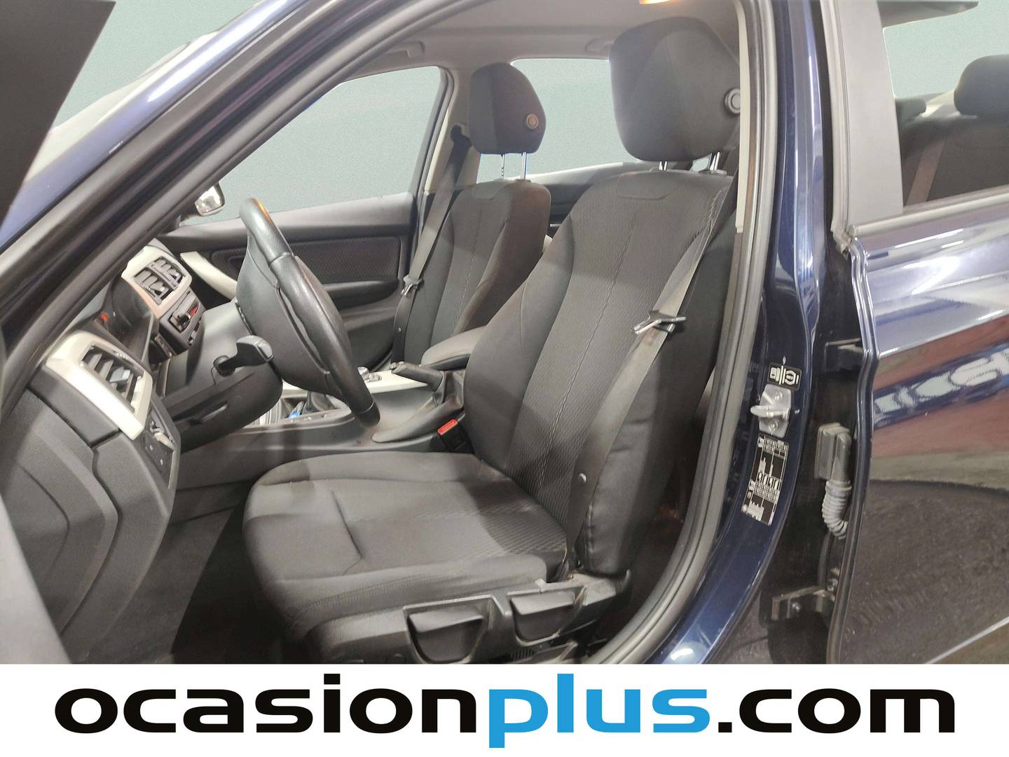Foto asientos delanteros BMW Serie 3 BMW Serie 3 318d (143 CV)