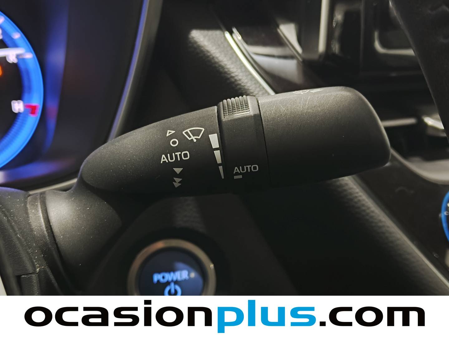 Toyota Corolla Toyota Corolla 1.8 125 Híbrido Active Tech E-CVT Sedán (122 CV) seminuevo